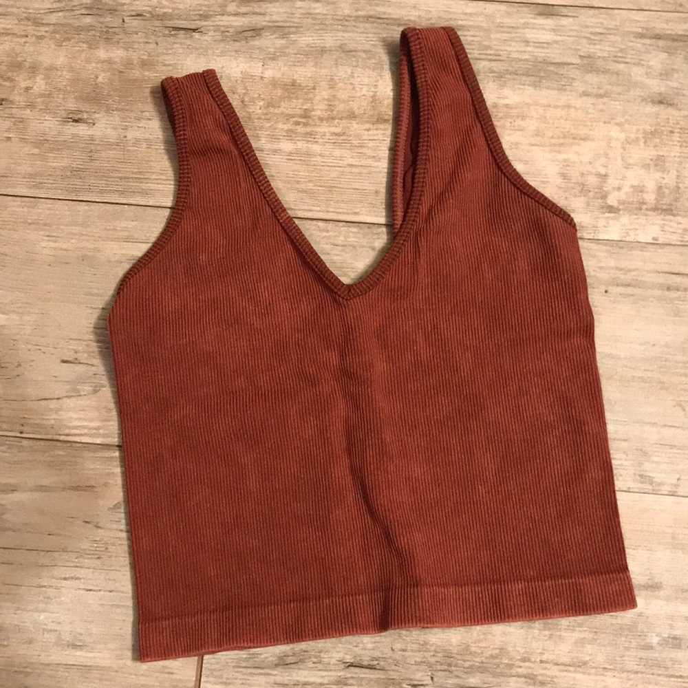 Cropped tank top
